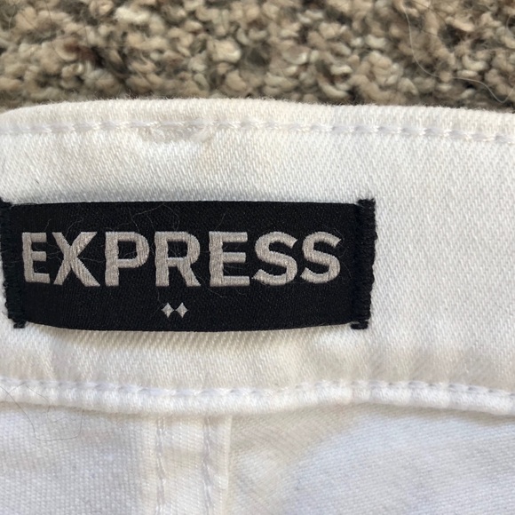 EXPRESS WHITE CROP DISTRESSED DENIM - Picture 5 of 6